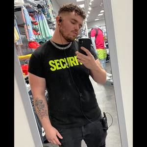 Meet your Posher, Isaiah